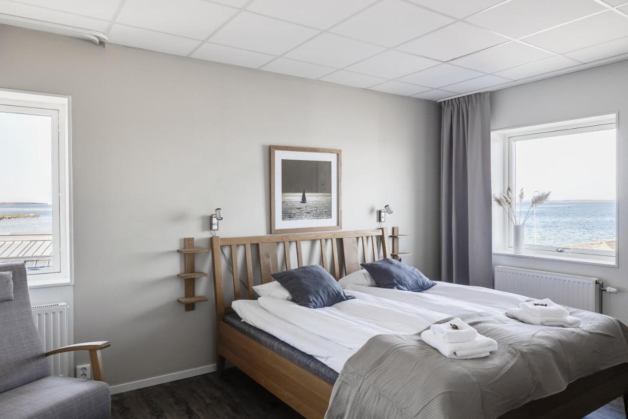 Hotell Hamnen Farjestaden Bagian luar foto
